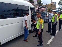 Polres Magetan Buka Bengkel Siaga dan Lakukan Ramp Check di Cemorosewu Pada Ops Ketupat 2023