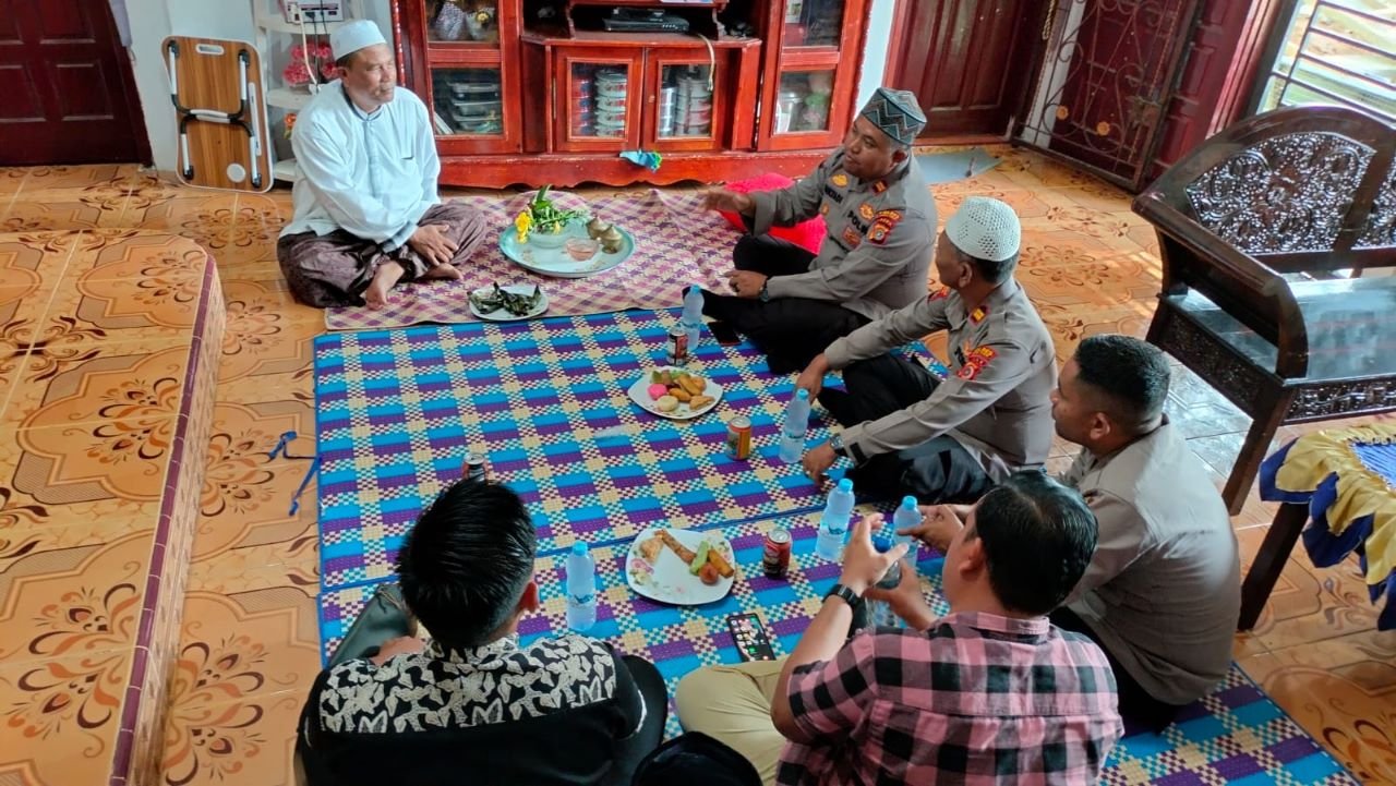 Silaturahmi ke Dayah Darul Ulum Aceh, Kapolsek Nurussalam Dipeusijuk Abon Matang Neuheun