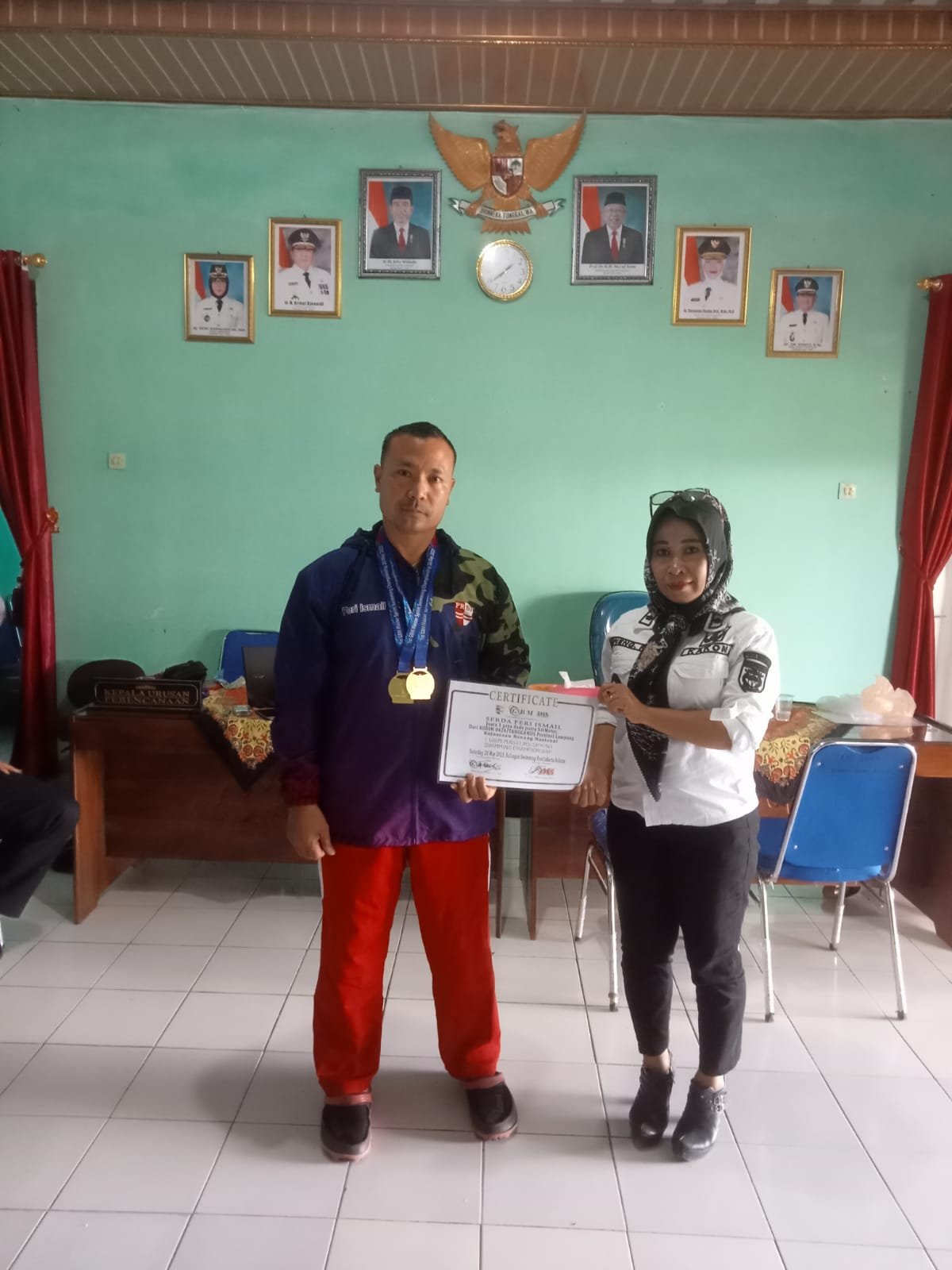 Kepala Pekon Kotaagung Menyambut Baik Dan apresiasi Serta Beri Penghargaan Kepada Feri Ismail