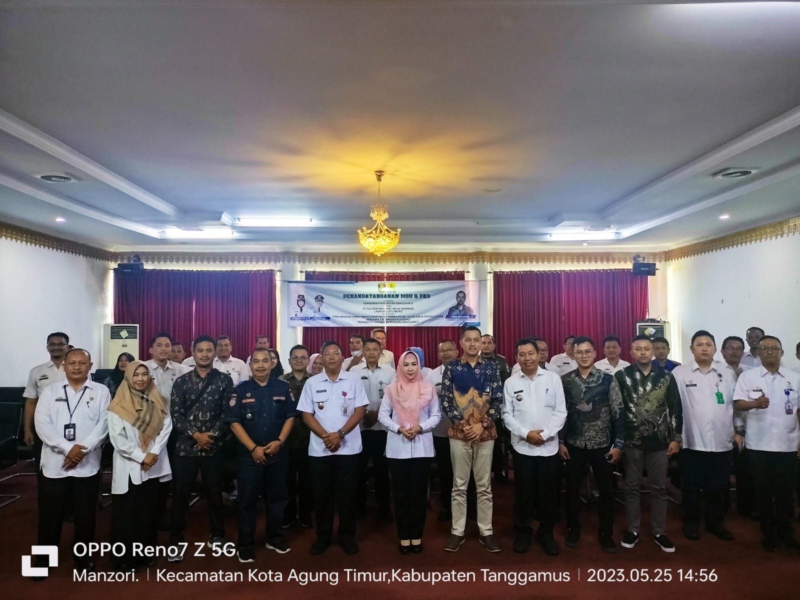 Penandatanganan Nota Kesepahaman (MoU) Dan Perjanjian Kerjasama Antara Pemda Tanggamus Dan PT. PLN