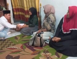 Peduli Penderita Kaki Gajah, Wabup Gus Barra Berikan Santunan dari Uang Pribadi