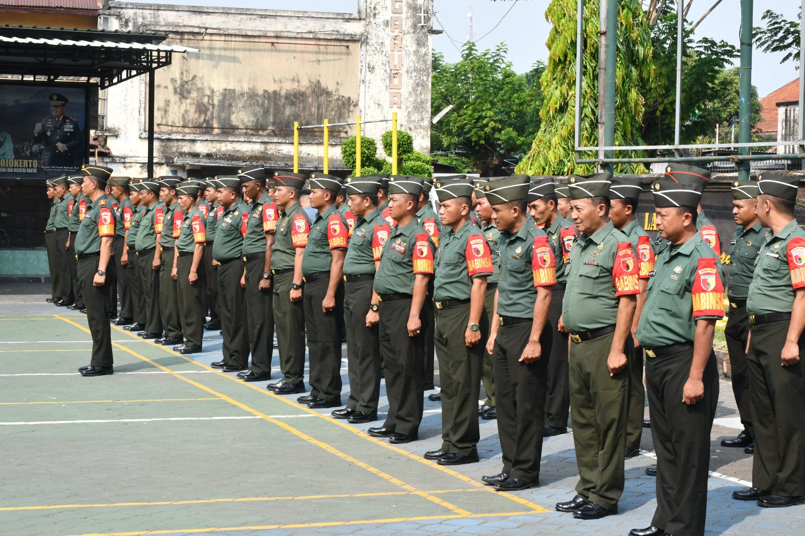 Dandim 0815/Mojokerto Serahkan 100 Unit SPM Trail Dinas Bantuan Kemenhan RI