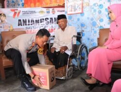 Kapolres Madiun Beri Motivasi dan Santunan Kunjungi Anggota yang Sakit Menahun
