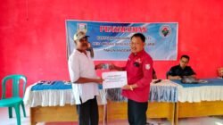 Pemerintah Desa Muara Baru Salurkan BLT Dana Desa Tahap Ke Dua Bagi Masyarakat