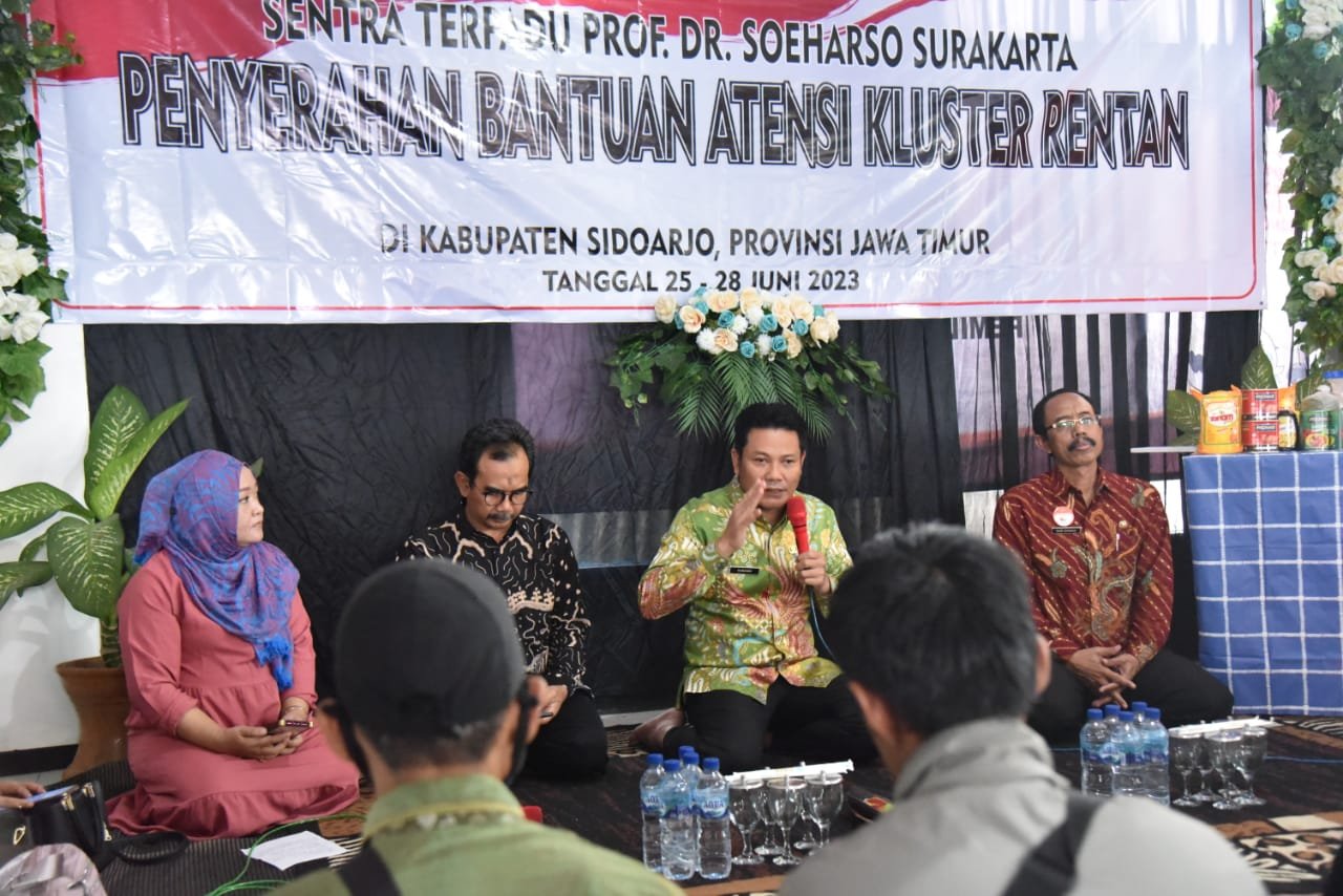 Wabup Sidoarjo Serahkan Bantuan ATENSI kepada 235 Orang Penderita HIV/AIDS