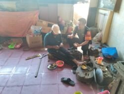 Babinsa Semarapura Kauh Pacu Kreatifitas Pengrajin Dream Ball