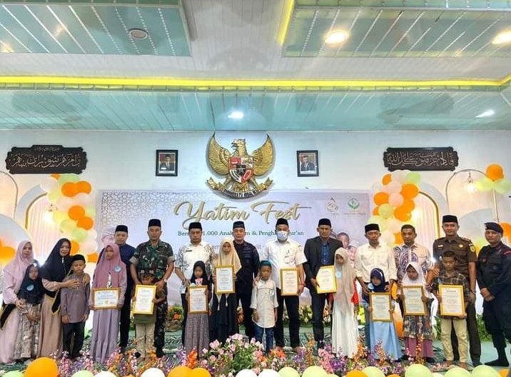 PLT. Sekda Aceh Timur Bersama Dengan 1000 Anak Yatim Dan Penghafal Al-Qur'an