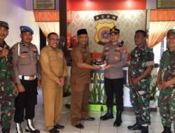 Hari Bhayangkara ke 77, Kapolsek Peureulak Barat Dapat Surprise dari Muspika