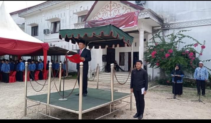 Sekda Aceh Timur Pimpin Upacara Peringatan Hari Otonomi Daerah XXVII