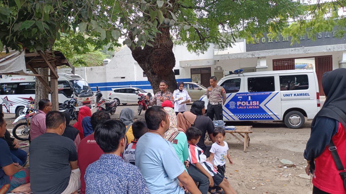 Polres Situbondo Tumbuhkan Kesadaran Tertib Berlalu Lintas Melalui Program Ngobras