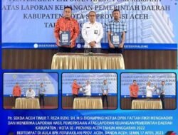 Plt. Sekda Aceh Timur T. Reza Rizki SH., M.SI., Dampingi Ketua DPRK