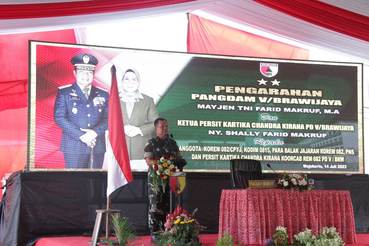 Dandim Mojokerto Bersama Forkopimda Dampingi Danrem 082/CPYJ Sambut Kunjungan Pangdam V/Brawijaya