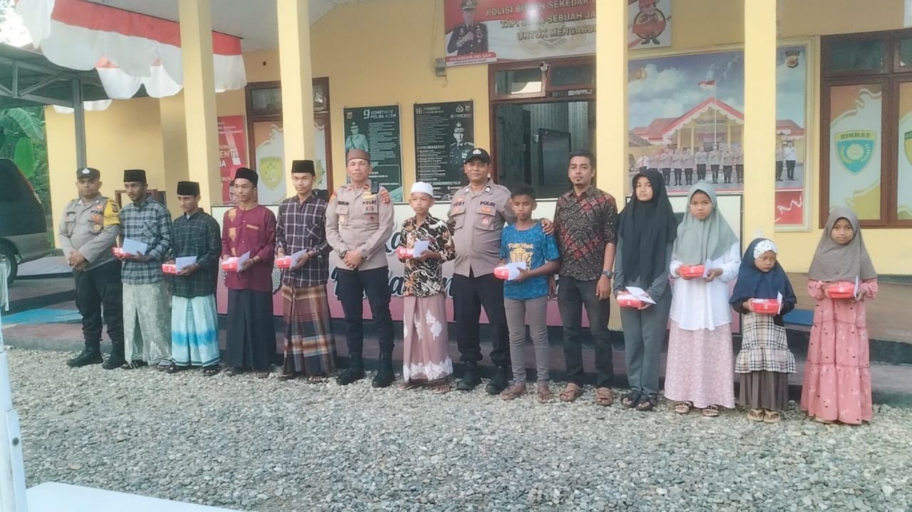 Peringati Tahun Baru Islam, Polsek Pantee Bidari Polres Aceh Timur Santuni Anak Yatim