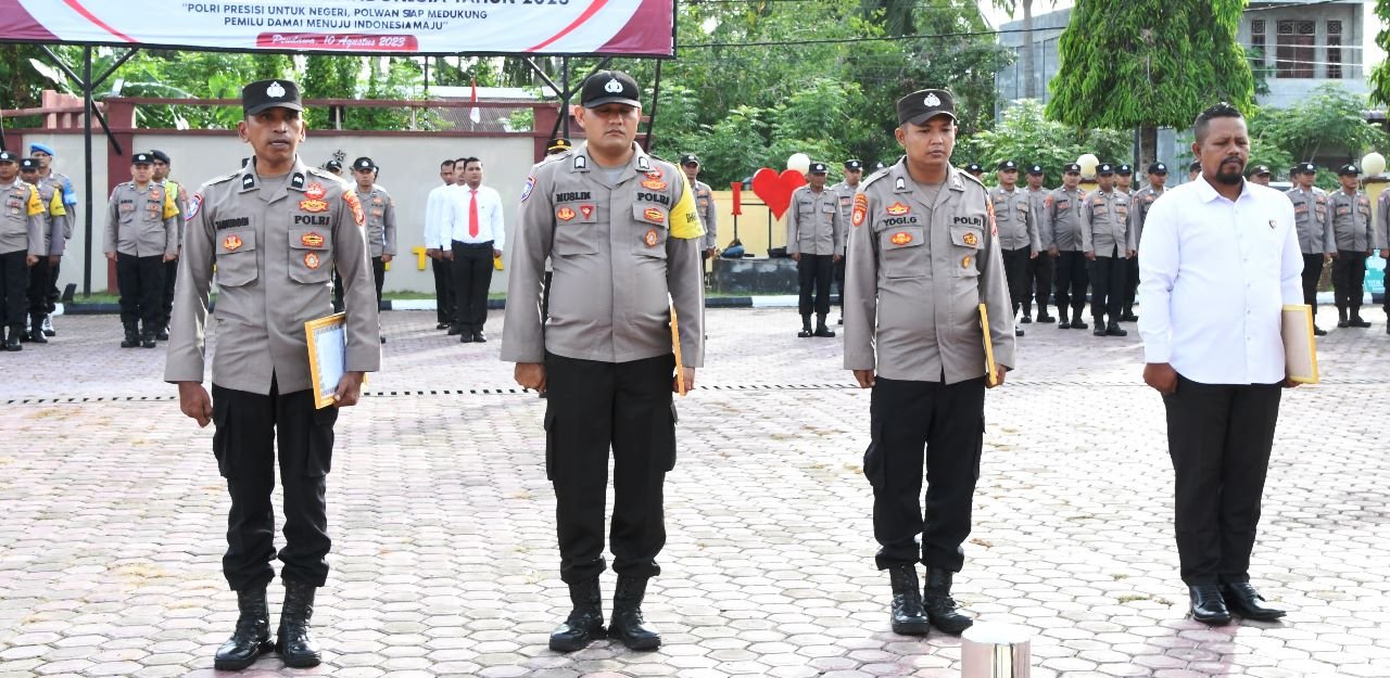 Empat Anggota Polsek Banda Alam Dapat Penghargaan Dari Kapolres Aceh Timur