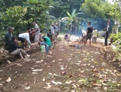 Giat Gotong Royong Terus di Lakukan Kepala Pekon Kotaagung  Bersama Warga