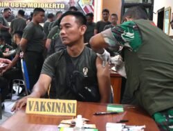 Cegah Hepatitis, Militer dan PNS Kodim Mojokerto Terima Vaksin Hepatitis B