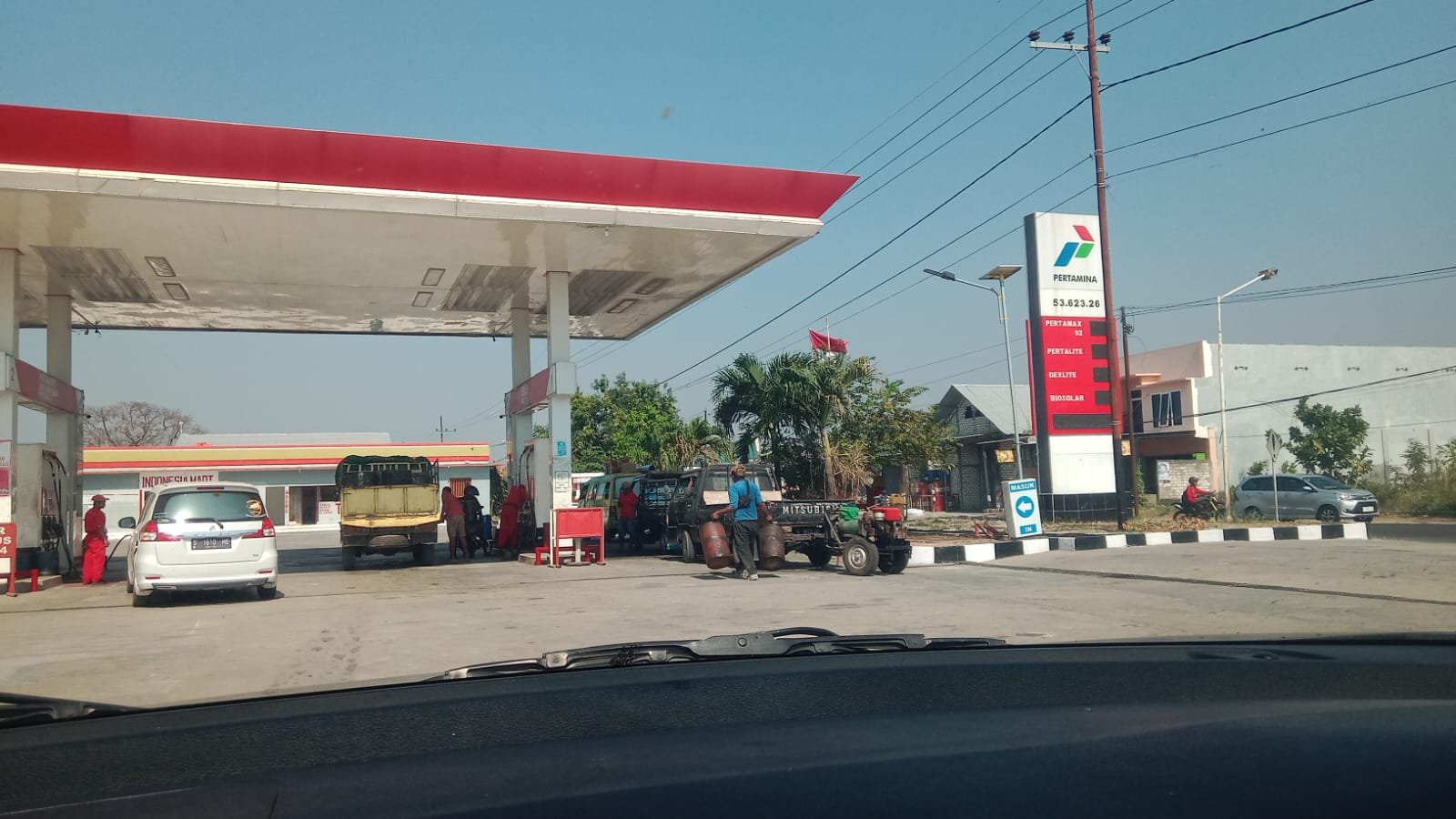 SPBU Di Mulung Kecamatan Merakurak Kabupaten Tuban Diduga Melakukan Penyelewengan tidak sesuai Peraturan Migas.