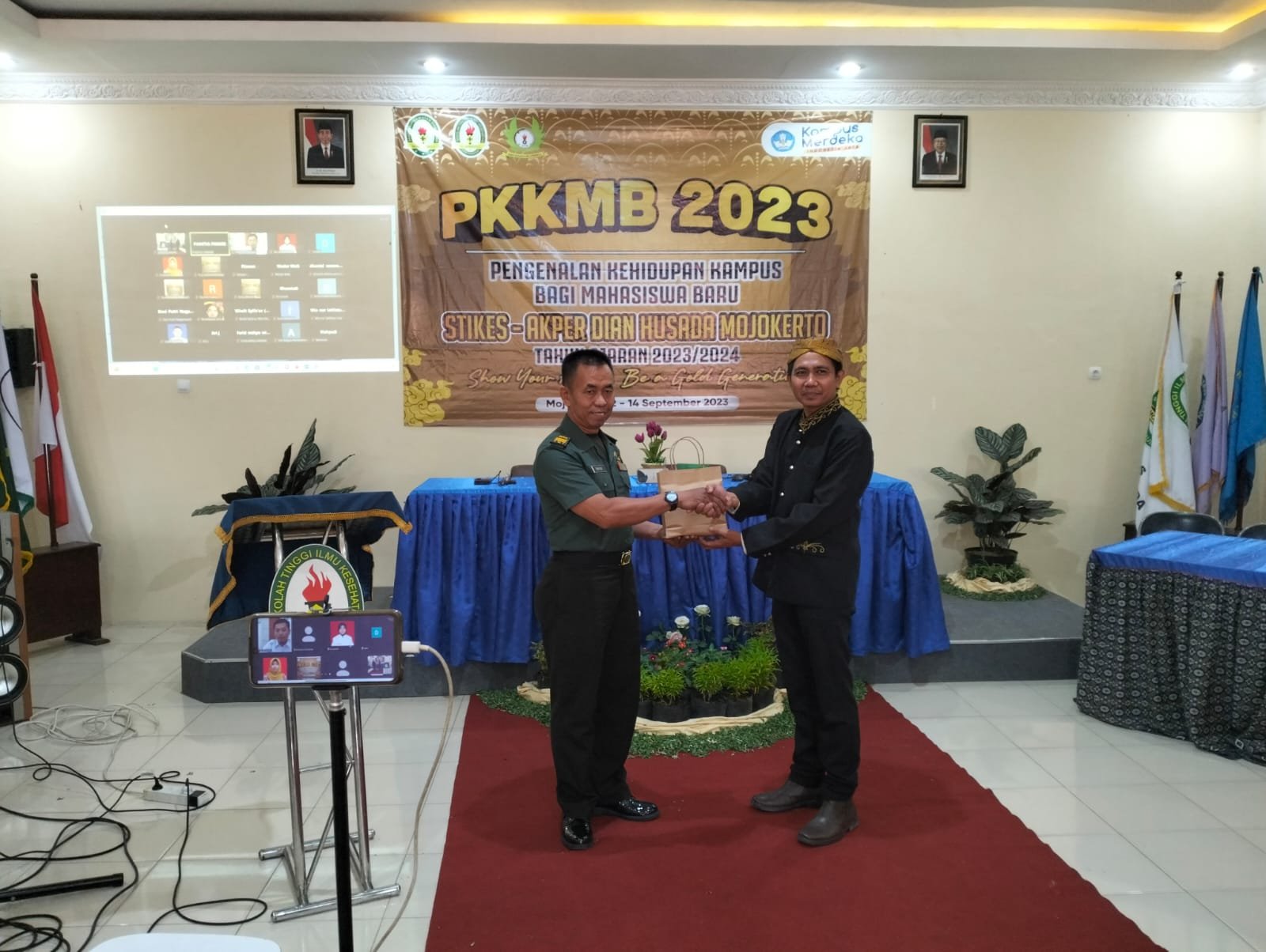 PKKMB STIKes Dian Husada, Danramil Puri Sampaikan Generasi Muda Harus Paham Sejarah Bangsa