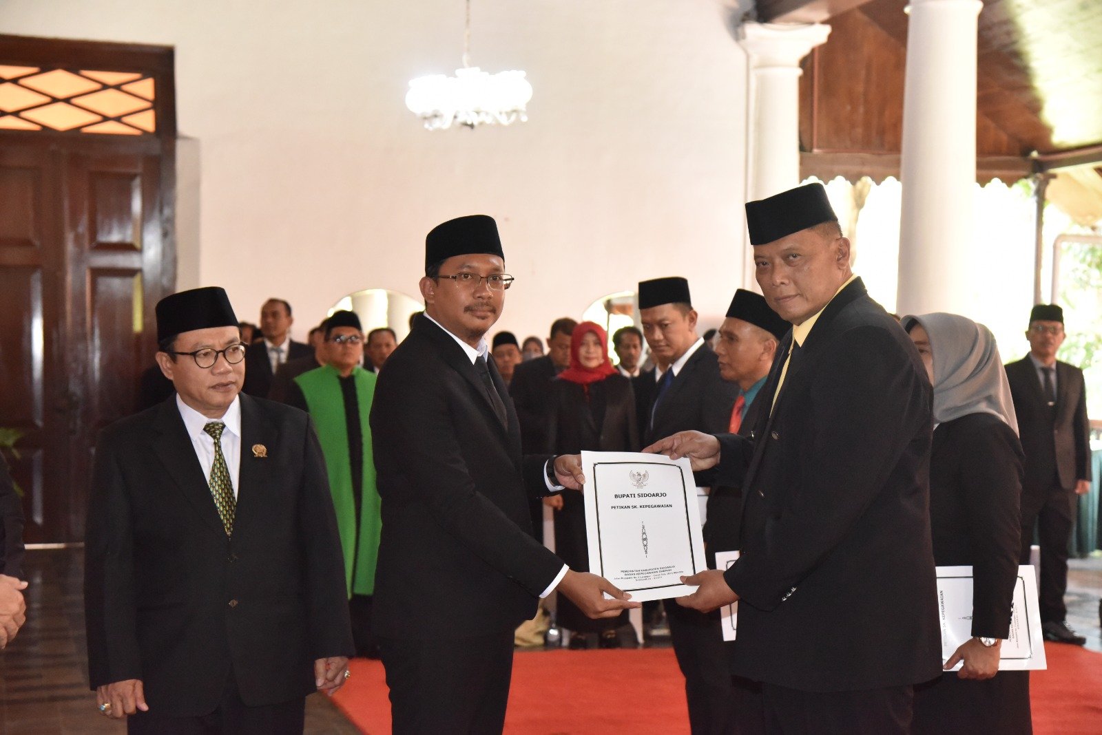 Bupati Sidoarjo Lantik Empat Pejabat Eselon II, Budi Basuki Jabat Asisten Administrasi Perekonomian dan Pembangunan