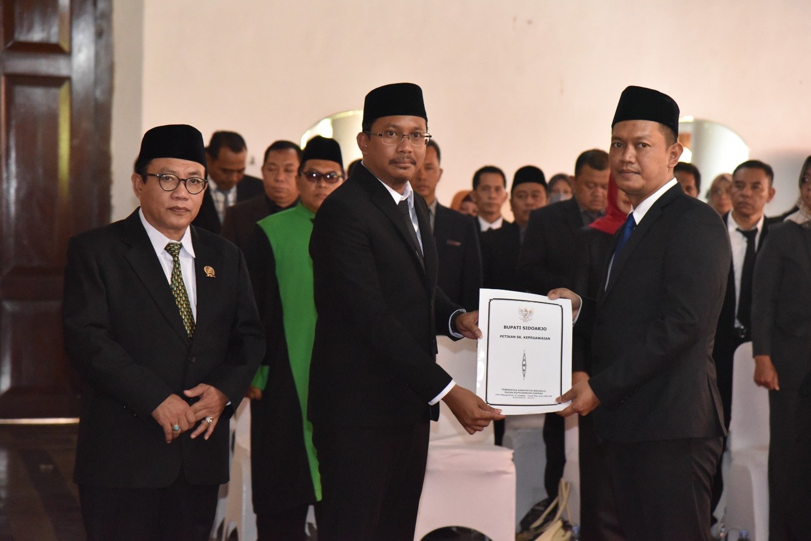 Bupati Sidoarjo Lantik Empat Pejabat Eselon II, Budi Basuki Jabat Asisten Administrasi Perekonomian dan Pembangunan