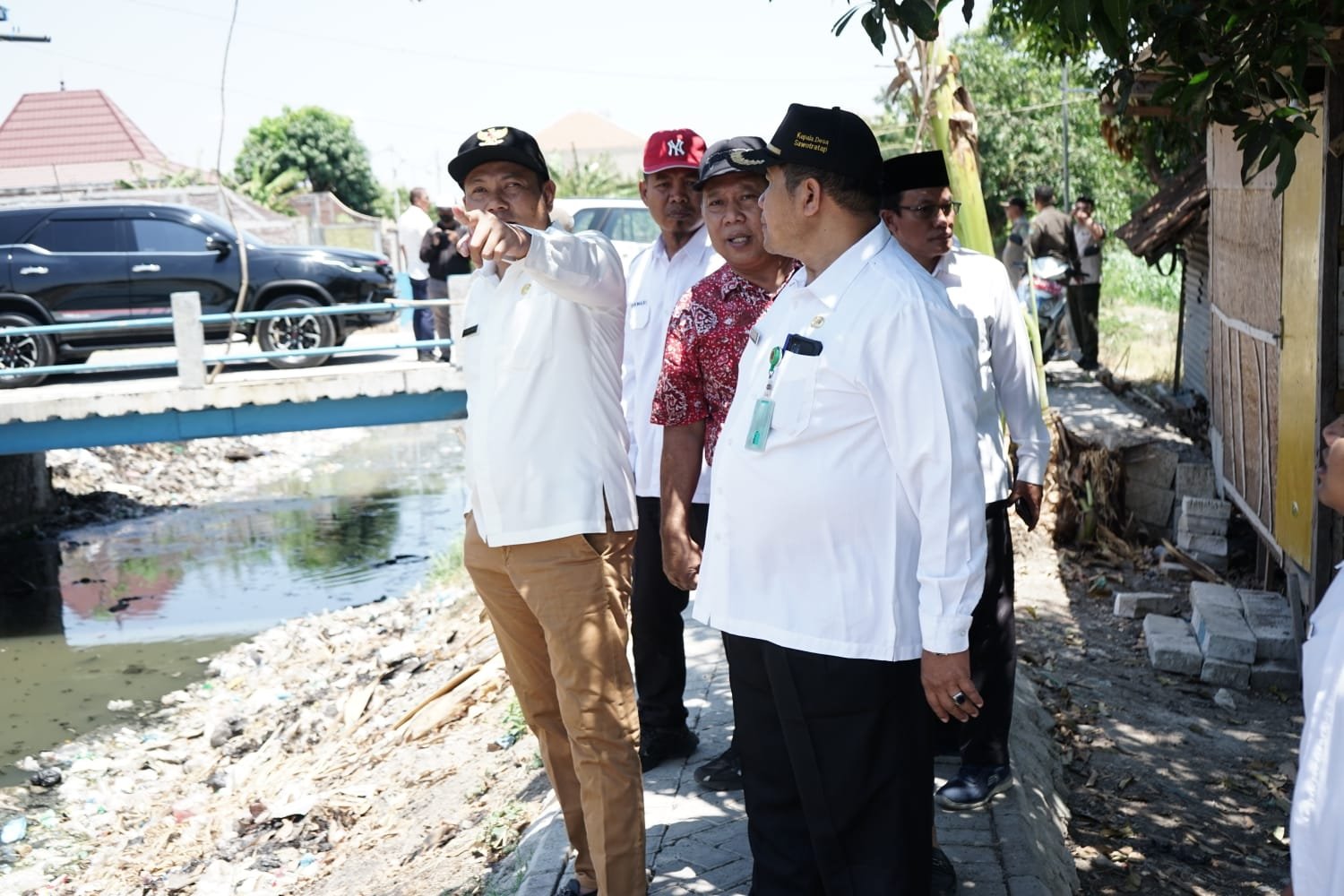 Sidak Wabup Subandi minta Sungai di Delta Sari Waru Segera Dinormalisasi