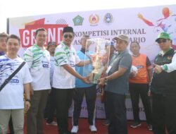 Kompetisi Askab PSSI Sidoarjo Jaring Bibit Berkualitas, Gus Muhdlor Bagikan 30 Set Jersey