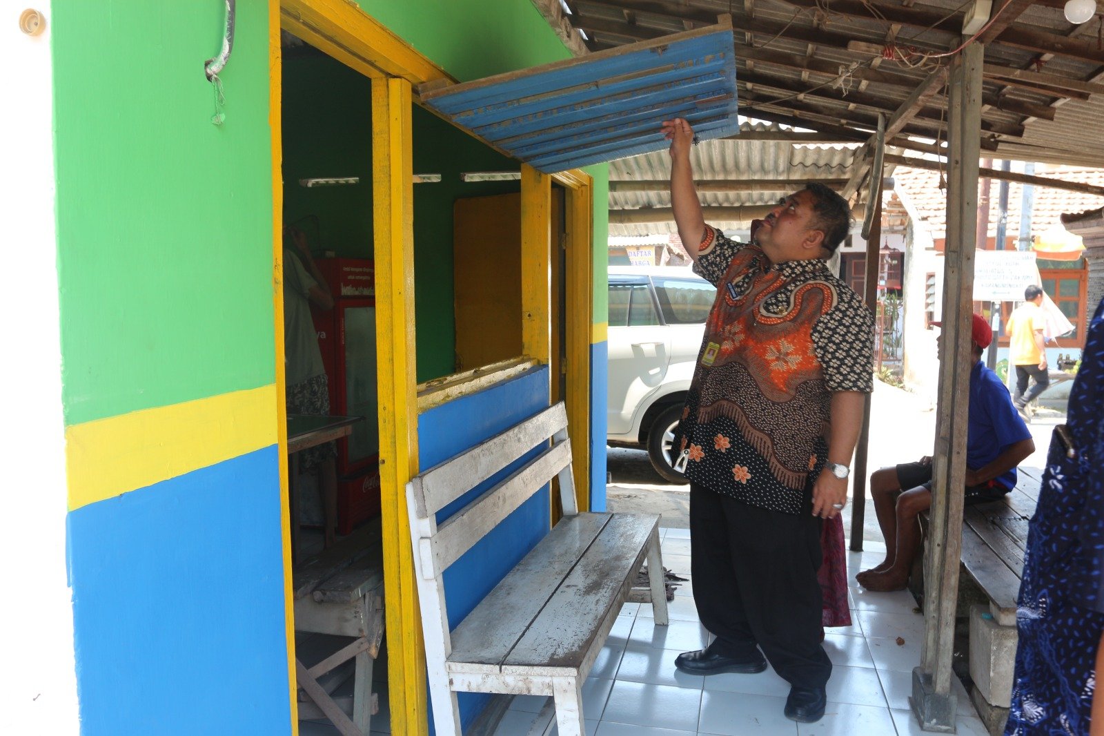 Tahun 2023, Gus Muhdlor Geber Renovasi 410 Warung Rakyat