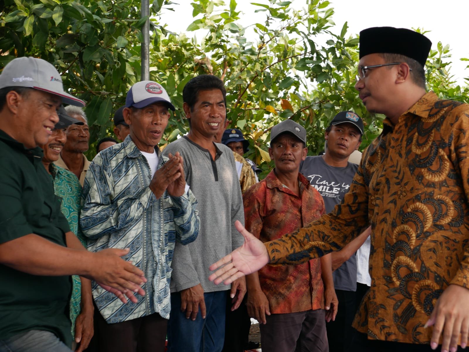 Gus Muhdlor Bekali Ratusan Petani di Sidoarjo Gunakan Alsintan dan Pestisida Nabati