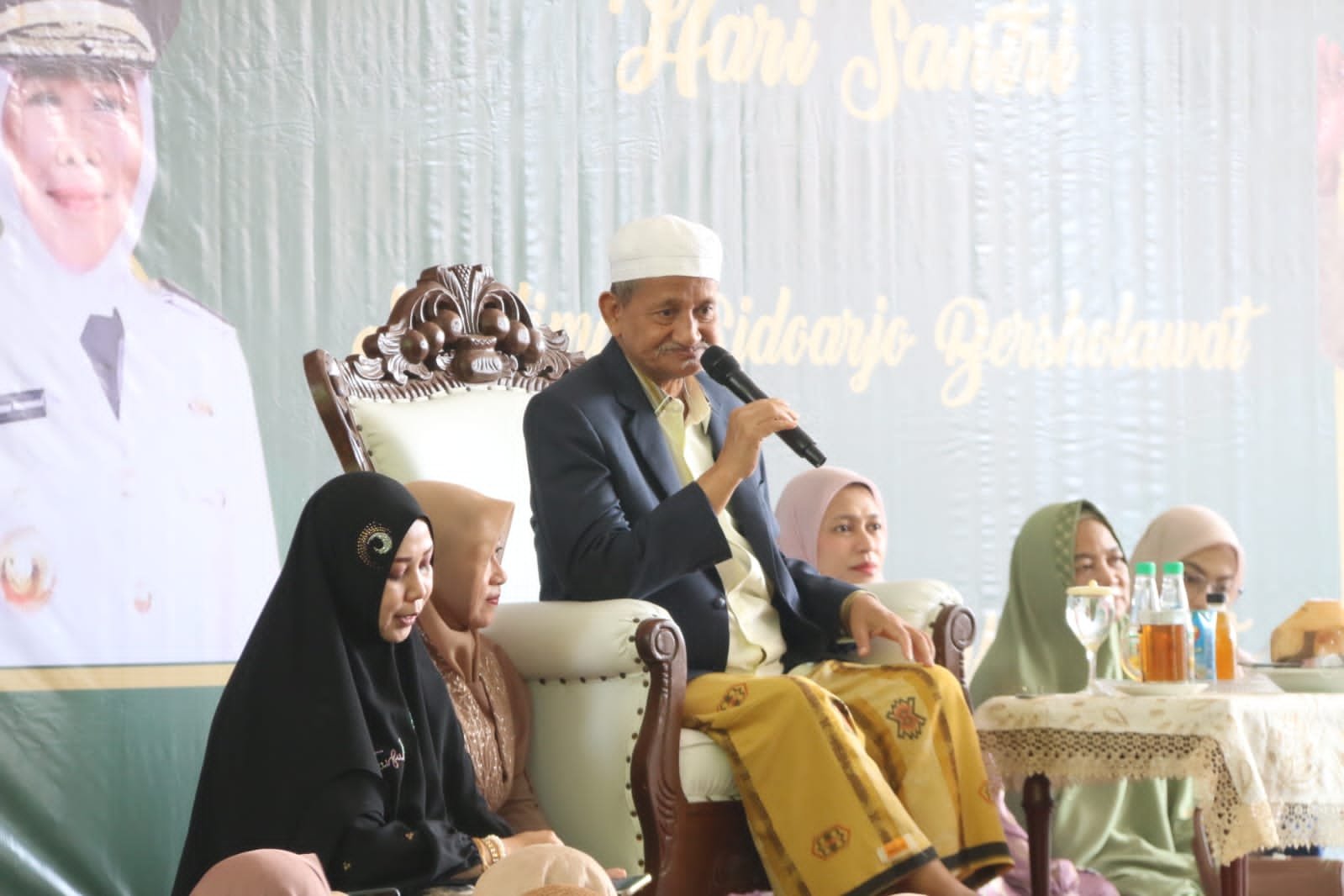 Muslimah Sidoarjo Bersholawat, Gus Muhdlor Ajak Masyarakat Hidupkan Sunnah-Sunnah Nabi