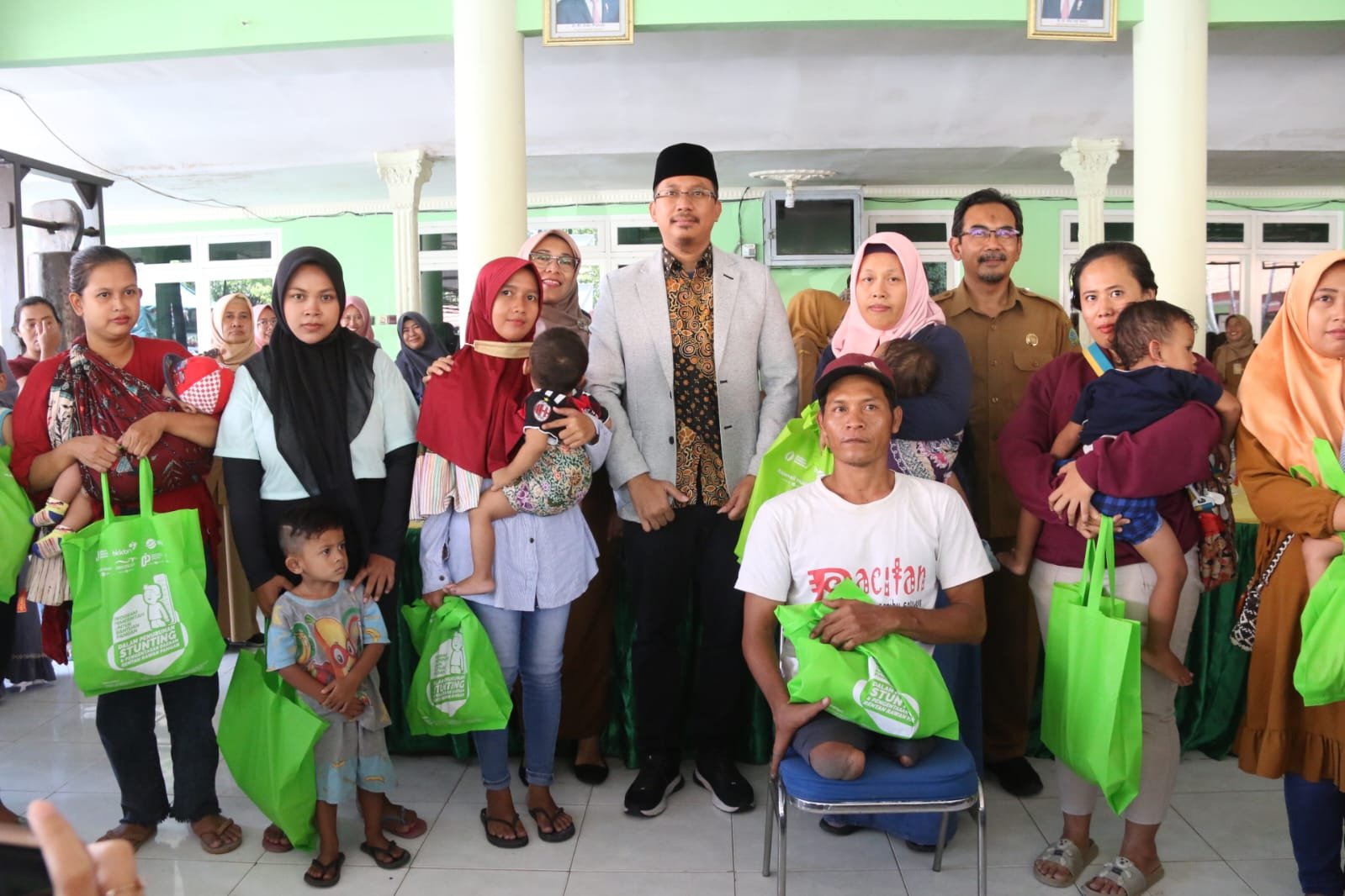 Cegah Stunting, 20.299 KK Warga Sidoarjo Terima Bantuan Daging dan Telur Ayam
