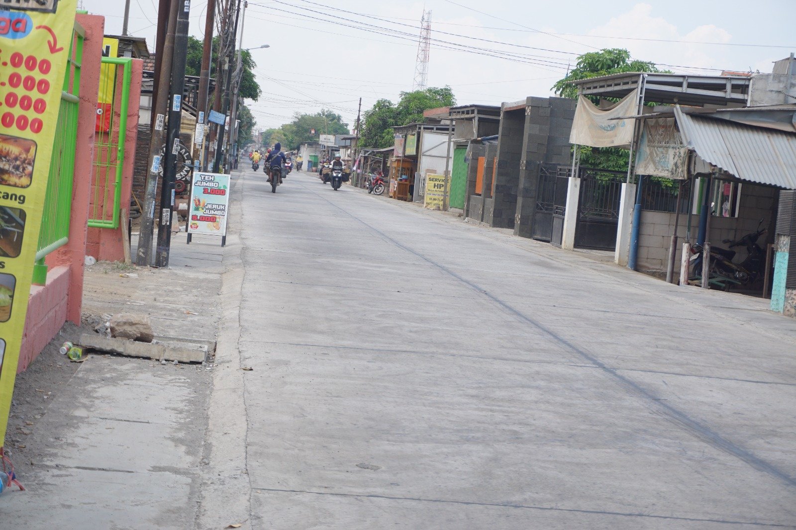 Proyek Betonisasi Ruas Jalan Kwangsan Sedati Sudah Rampung 100 Persen