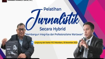Acara Pelatihan Jurnalistik. Direktur PJC Abdul Kadir S,Pd M, Pd. MI Com Menyampaikan Pendidikan Saat Ini Memperhatinkan