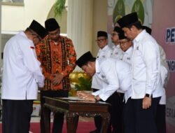 Ketua PMI Jatim Melantik Wabup Sidoarjo Sebagai Dewan Kehormatan PMI Sidoarjo
