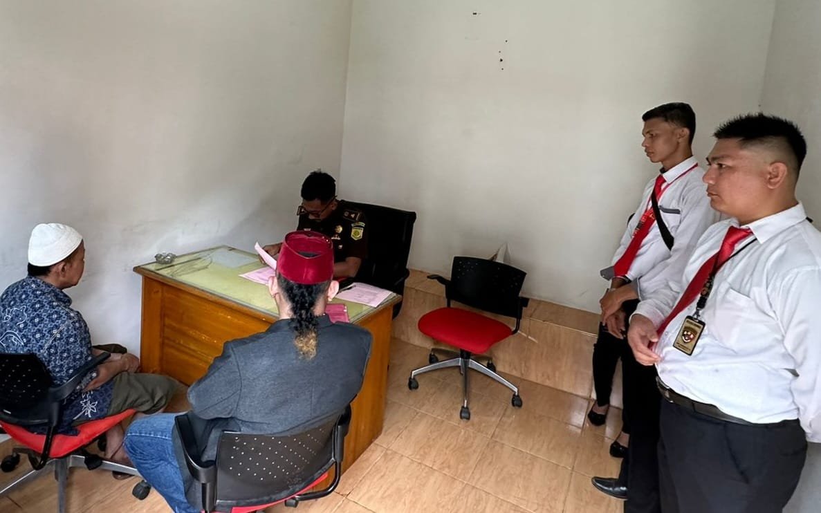 Satreskrim Polres Tanggamus Limpahkan Tersangka Cabul ke Kejaksaan