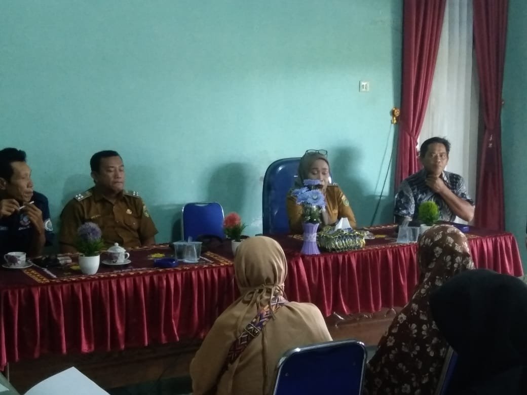 Kepala Pekon Kotaagung Beserta Jajaran Realisasikan BLT DD Tahap Empat