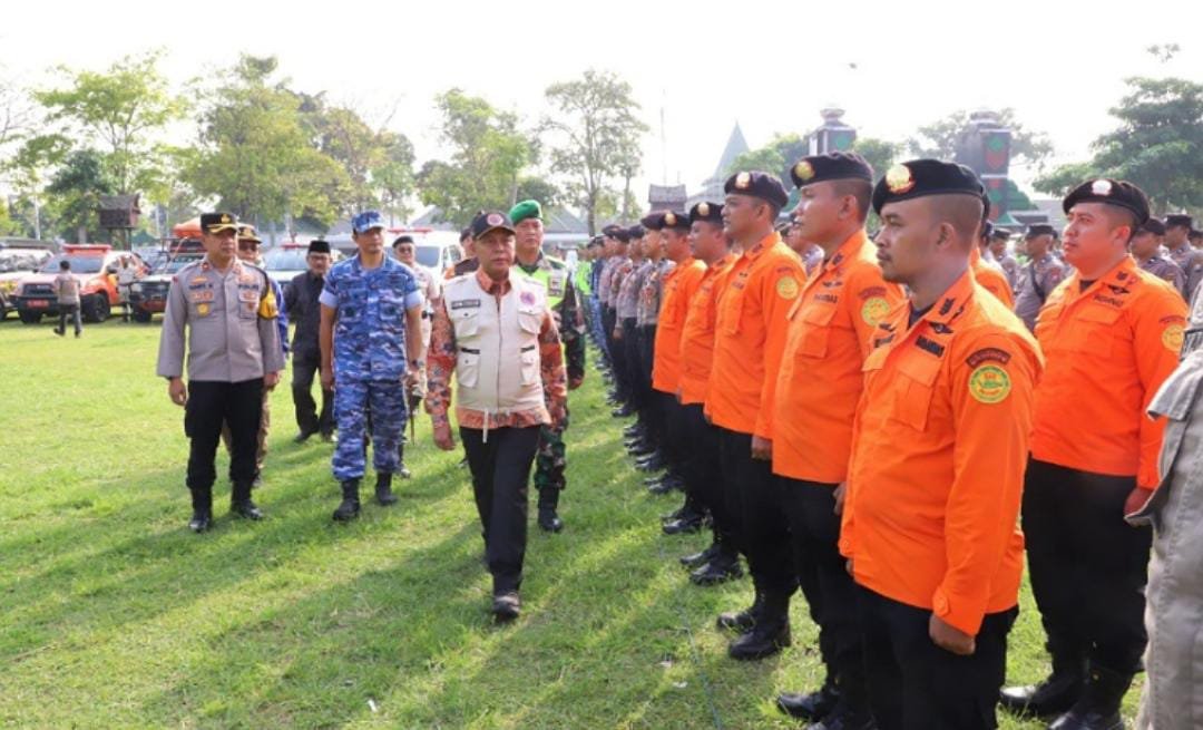 Pj Bupati Jombang Bersama Forkopimda Cek Kesiapan Personil dan Peralatan