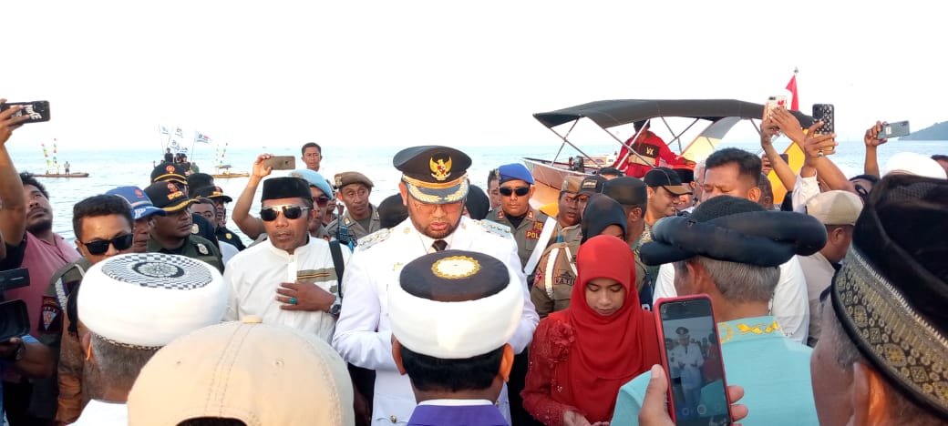 Masyarakat Halmahera Selatan Jemput Bupati Hasan Ali Basam Kasuba