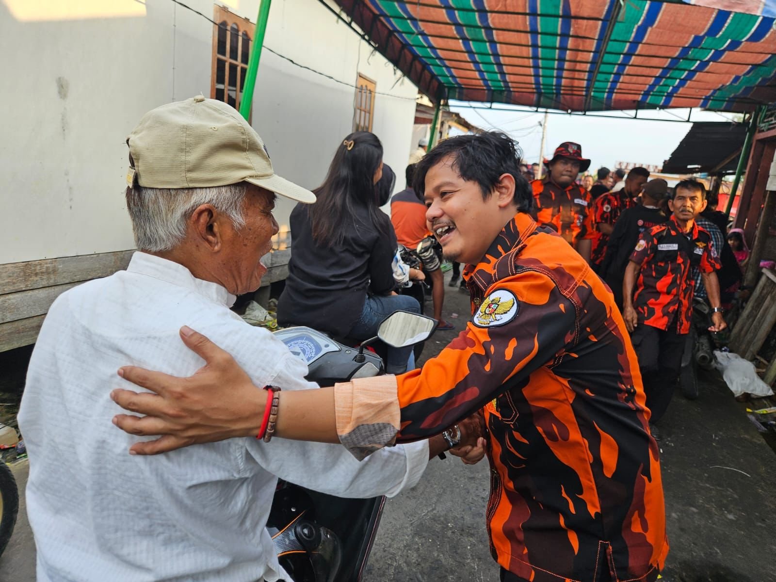 Gercep MPC PP Tanjabbbar Berikan Bantuan Kepada korban kebakaran Jalan Bahari Ujung  Kampung Nelayan ,Ini Kata Syufrayogi Syaiful