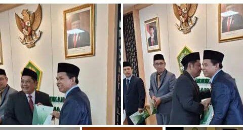 Rektor IAIN Kerinci Dr. H. Asa'ari, M. Ag., Terima Penyerahan KMA Guru Besar Rumpun Ilmu Agama