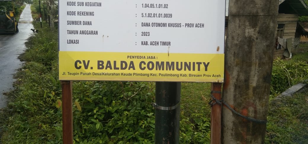 Masyarakat Khususnya Desa Asan Rampak Kecewa Dengan Pengaspalan Jalan Di Duga Asal Jadi