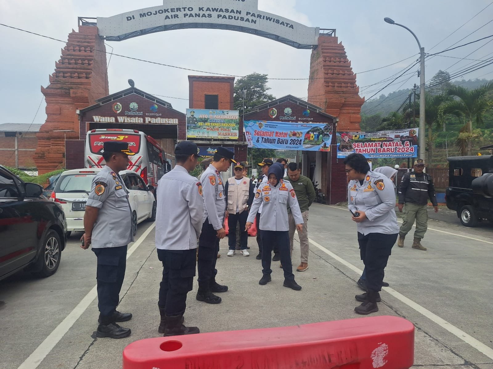 Bupati Mojokerto Pimpin Cek Jalur Wisata Jelang Libur Nataru