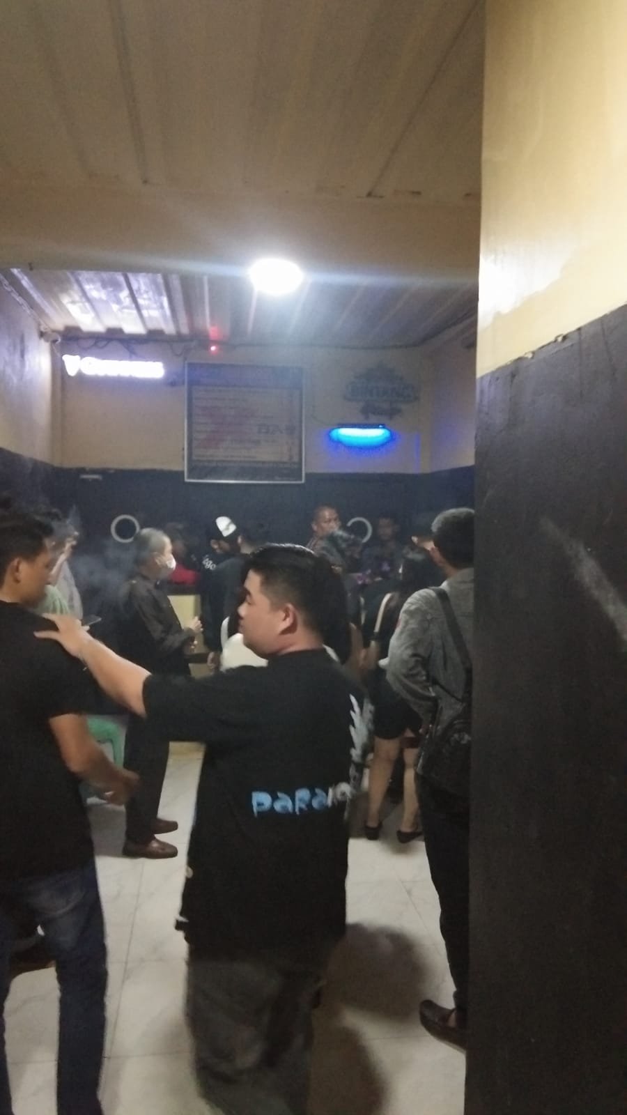 Tempat Hiburan Malam Exbar Sungguh Sangat Luar Biasa Membiarkan Anak di Bawah Umur Dan Kebal Dengan Namanya Hukum