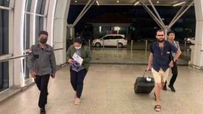 Ada Apa??? Turis Inggris Jadi Bule Pertama yang Diusir dari Bali di Tahun 2024