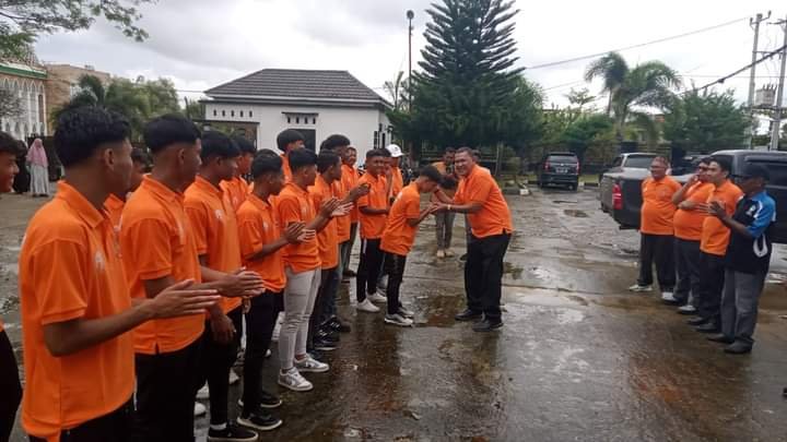 Pj Bupati Aceh Timur Lepas Tim Persidi U17 Menuju Piala Soeratin di Surabaya
