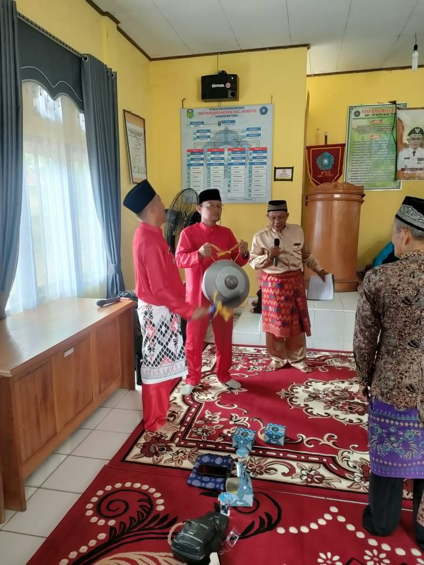 Danramil 416-04 PLT Hadiri Pengukuhan/Pelantikan Lembaga Adat Melayu Jambi(LAMJ) Kec VII Koto