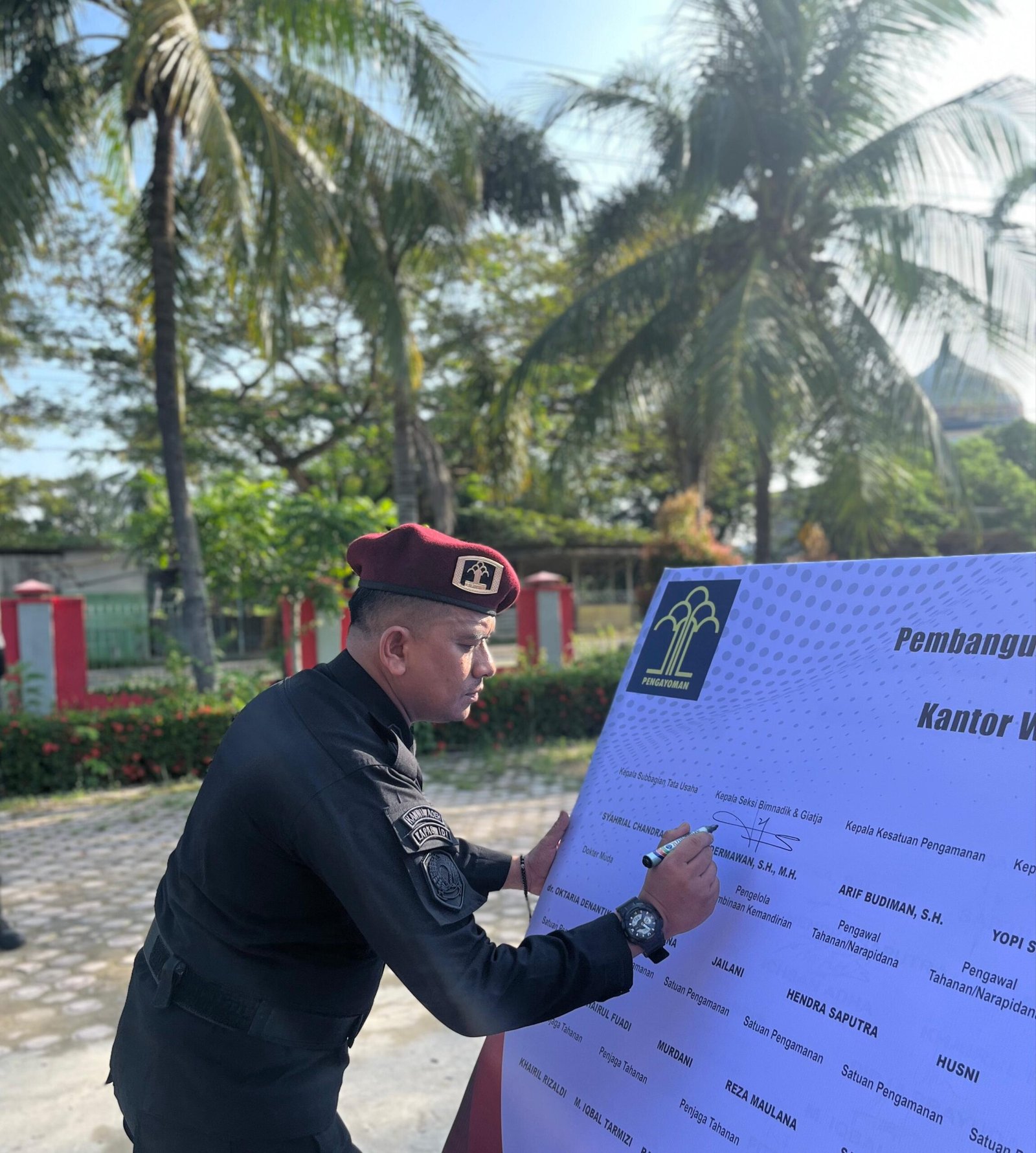Penandatanganan Komitmen Bersama Menuju Zona Integritas Lapas Kelas IIB Idi