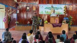 Anggota Satgas Yonif 721/Makkasau Pimpin Ibadah Gabungan Gereja