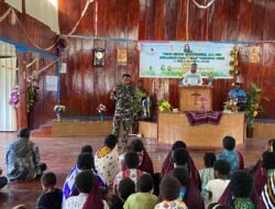 Anggota Satgas Yonif 721/Makkasau Pimpin Ibadah Gabungan Gereja