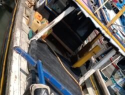 Kapal Trawl Ilegal Milik Mira Diaman Aparat