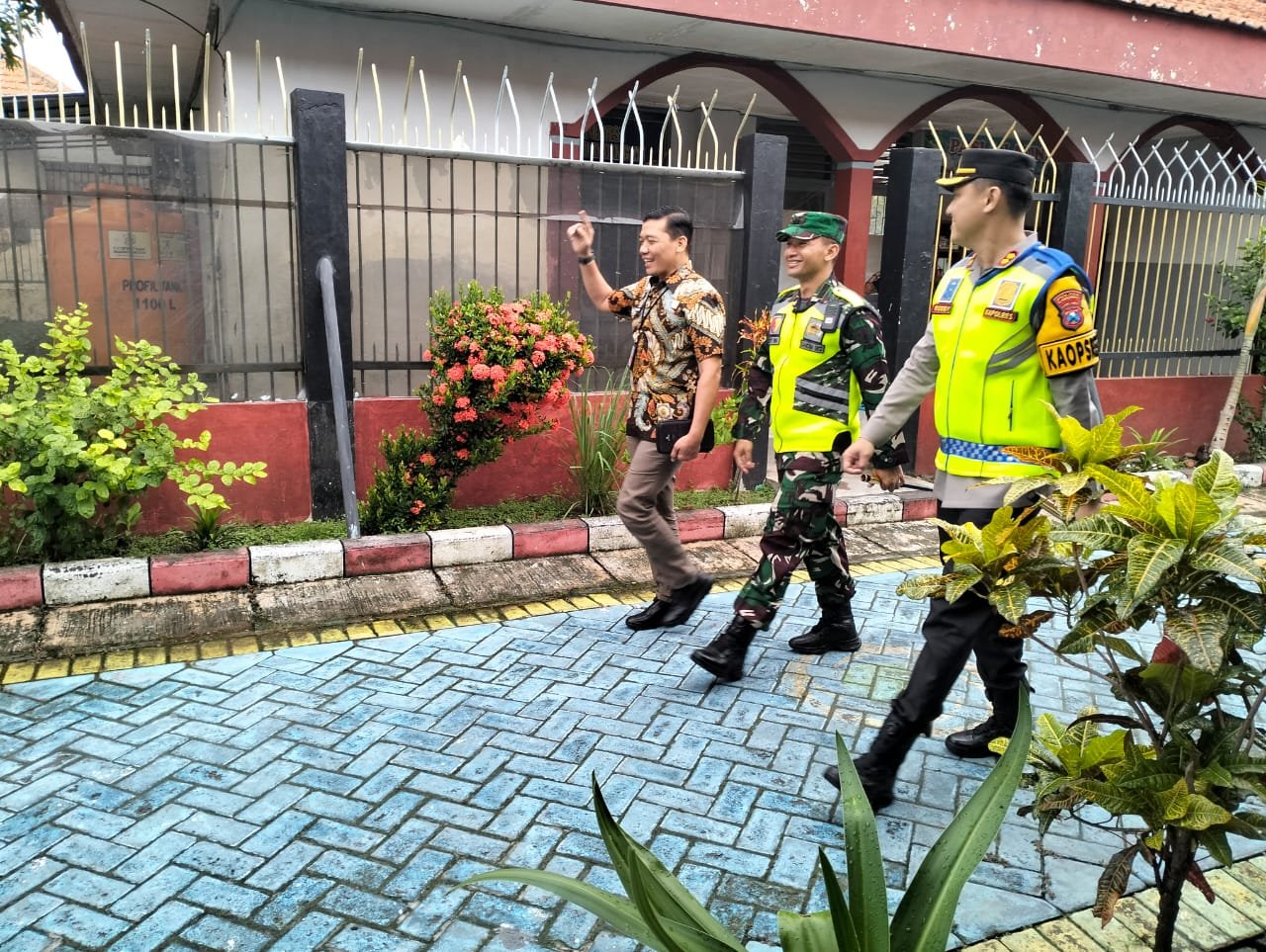 Dandim dan Kapolres Lamongan Patroli di Lapas